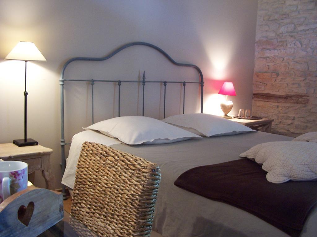 B&B Clos De Pomeir Pommiers (Rhone) Exterior foto