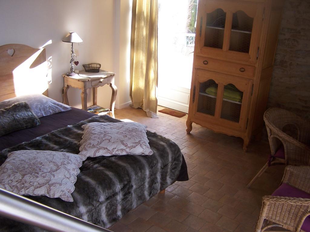 B&B Clos De Pomeir Pommiers (Rhone) Exterior foto